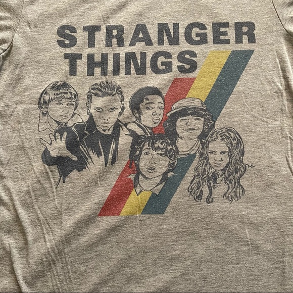 Stranger Things T-Shirt - Picture 3 of 6